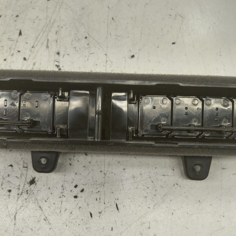 Buick Encore GX Dash Air Vent Center Middle 2022 2023 2024 2025