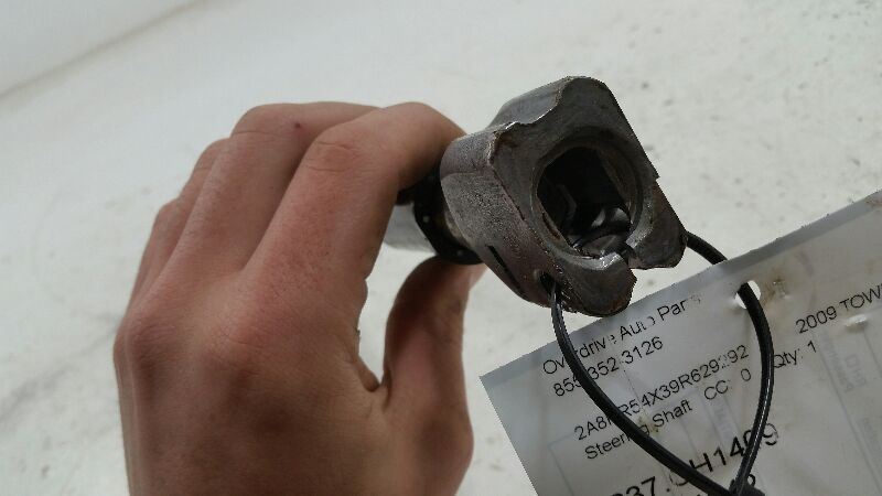 2009 CHRYSLER TOWN AND COUNTRY Lower Steering Column Shaft Knuckle U Joint 2010
