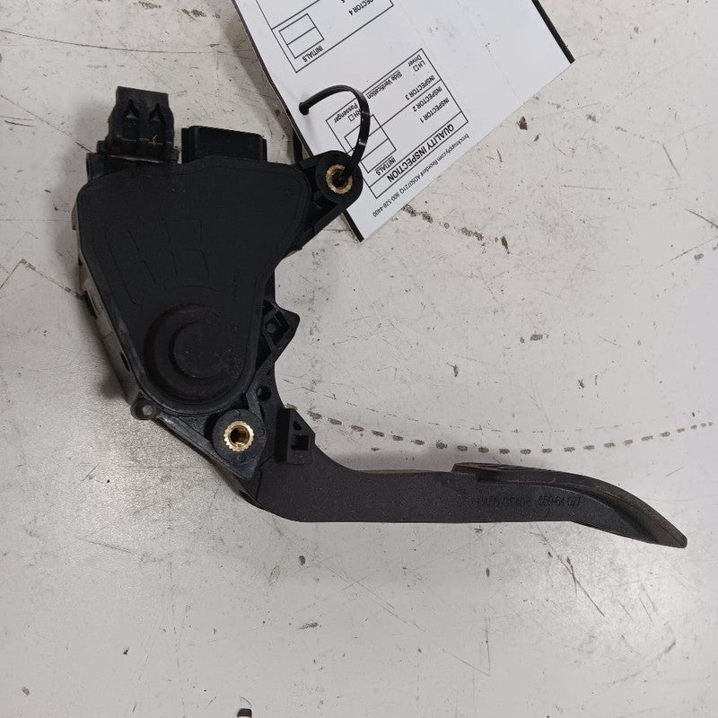 Nissan LEAF Gas Pedal  2013 2014 2015 2016 2017