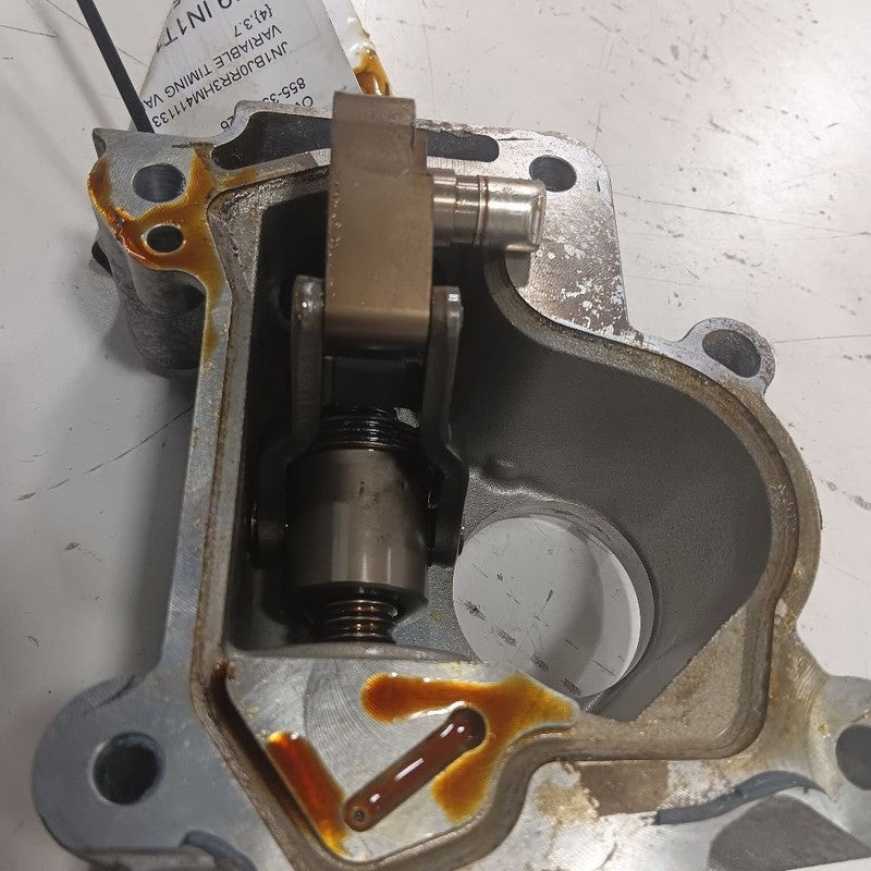 INFINITI QX50 Variable Timing Gear Oil Control Valve Solenoid Cylinder Head 2017