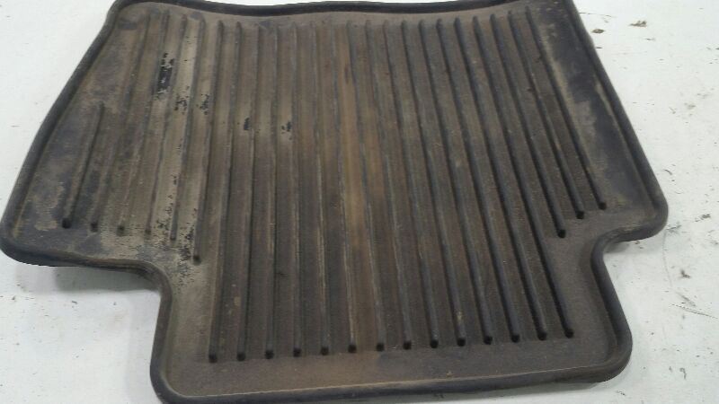 2009 NISSAN VERSA Floor Mat Right Passenger Rear 2007 2008 2010 2011