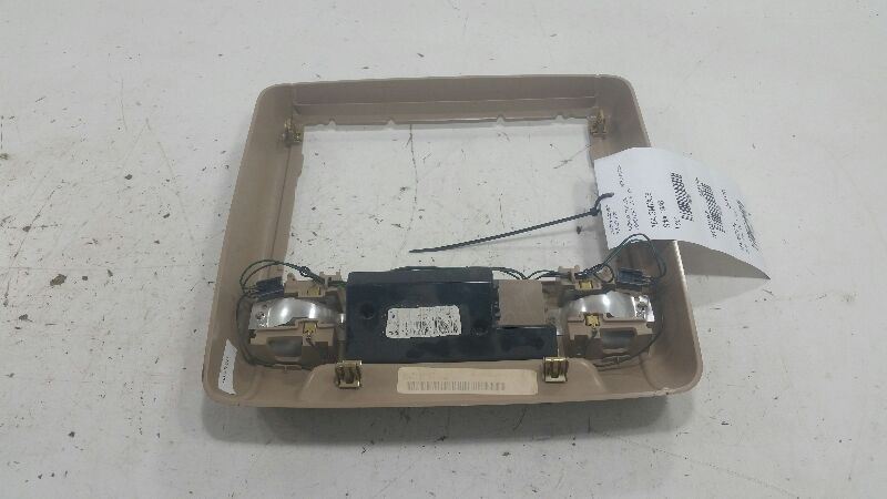 2008 SATURN OUTLOOK Dome Light Roof Lamp 2009 2010 2011