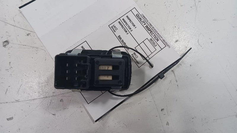 Chrysler 200 Power Window Switch Right Passenger Rear 2015 2016 2017