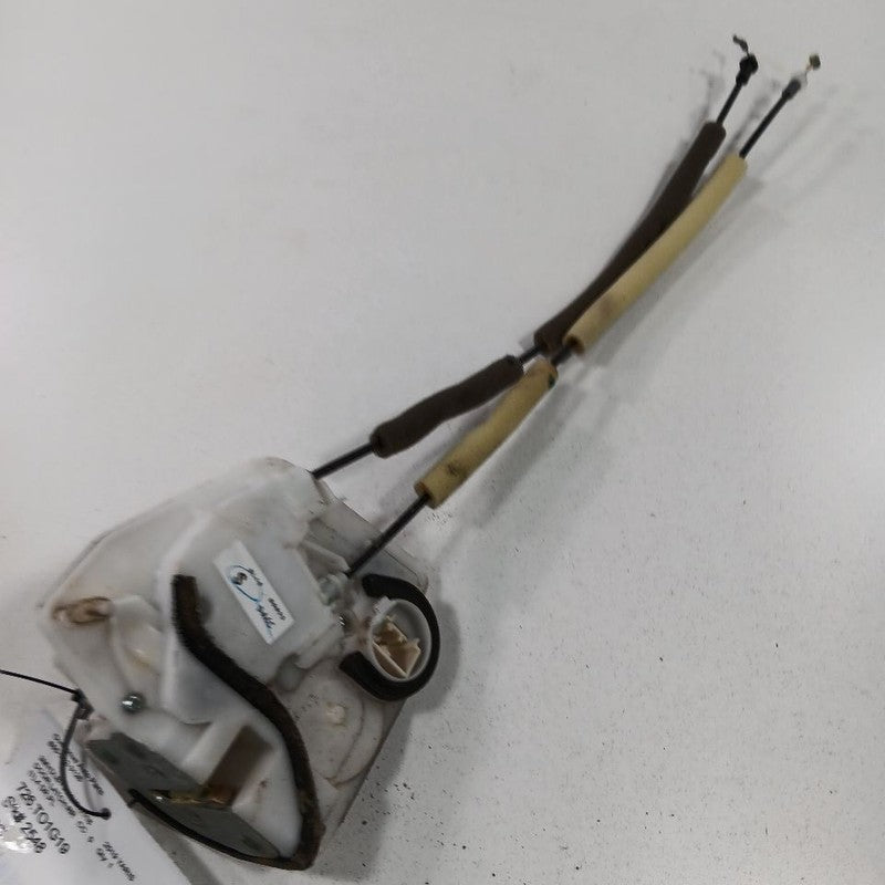 Toyota Yaris Door Latch Lock Right Passenger Rear  2020 2019 2018 2017 2016