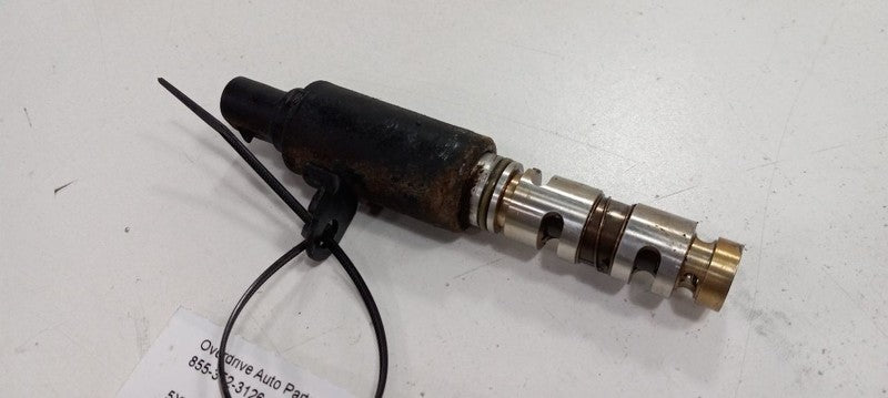 Hyundai Santa Fe Variable Timing Gear Oil Control Valve Solenoid Cylinder Head 2
