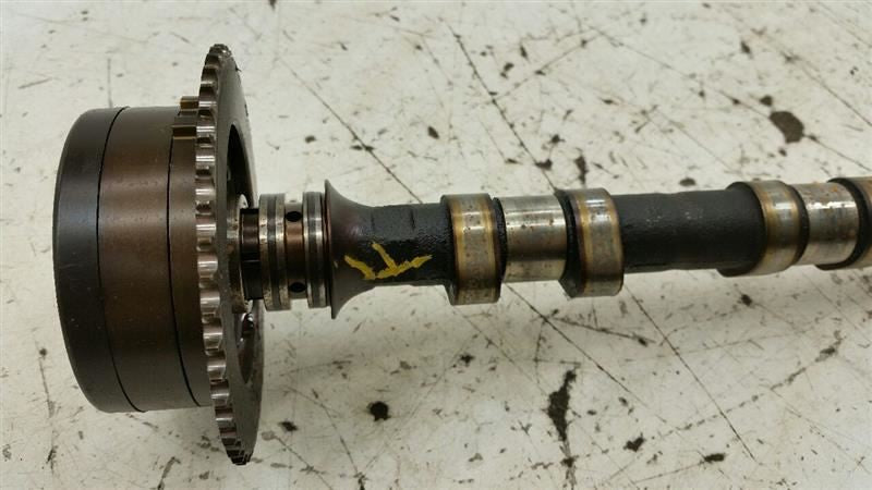 Chevy HHR Cylinder Head Camshaft With Timing Gear 2007 2008 2009 2010 2011