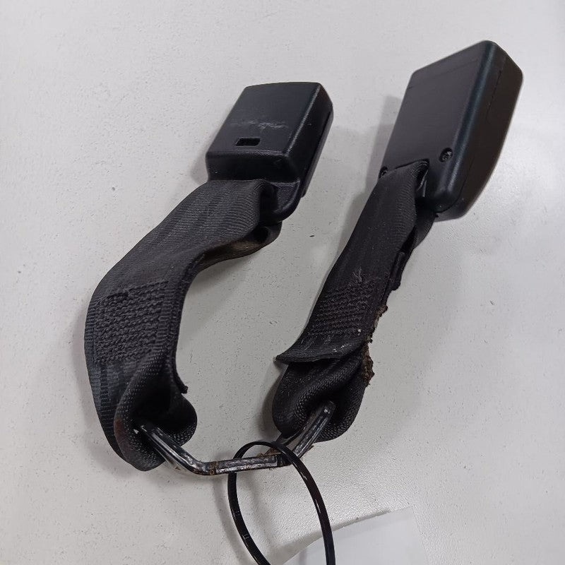 Hyundai Accent Seat Belt Buckle Latch Left Driver Rear Back  2017 2016 2015 2014