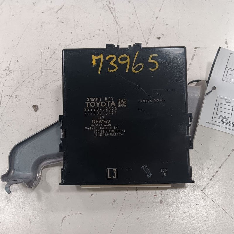 8999052520 Theft-locking Keyless Ignition Smart Key Control Module Fits 15-19 Prius C