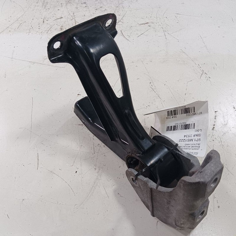 Outlander Sport 2.0 Engine Motor Mount Rear Back 2022 2023 2024