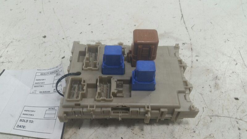 2002 INFINITI I35 Cabin Fuse Box Interior Inner Under Dash 2003 2004