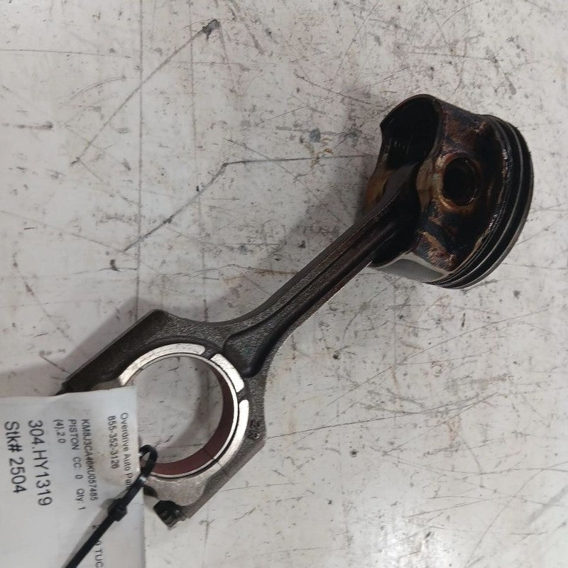 Hyundai Tucson Single Piston With Connecting Rod   2019 2020 2021