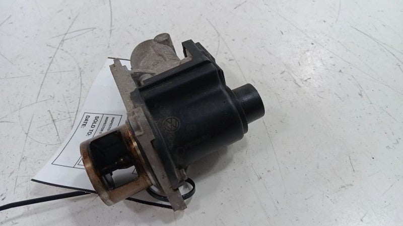 Does Not Apply Volkswagen Golf EGR Valve 2010 2011 2012 2013 2014