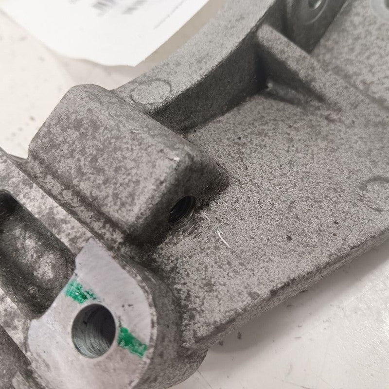 Jeep Compass 2.4 Alternator Bracket 2021 2020 2019 2018 2017