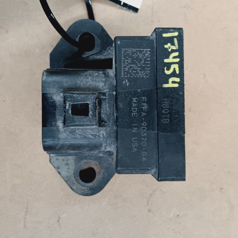 Pump Fuel Control Module Fits 21-22 Ford Escape