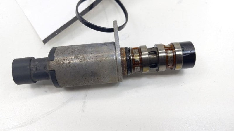 Chevy Sonic Variable Timing Gear Oil Control Valve Solenoid Cylinder Head 2012 2