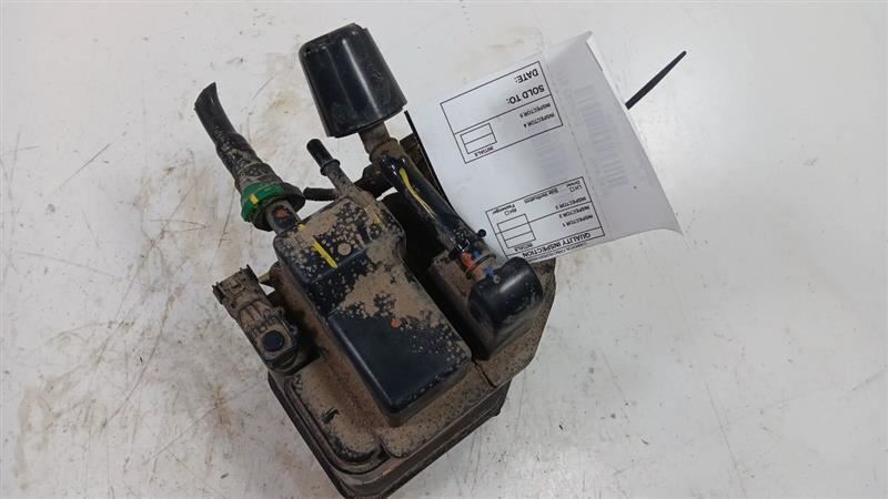 Buick Encore Fuel Vapor Canister Charcoal Evaporator Can 2013 2014 2015 2016