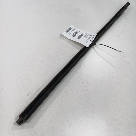 Hyundai Accent Door Glass Window Weather Strip Trim Front Right Passenger  2017