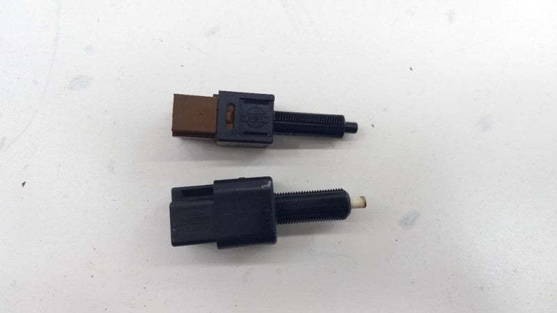 Nissan Sentra Brake Pedal Switch 2006 2005 2004 2003 2002