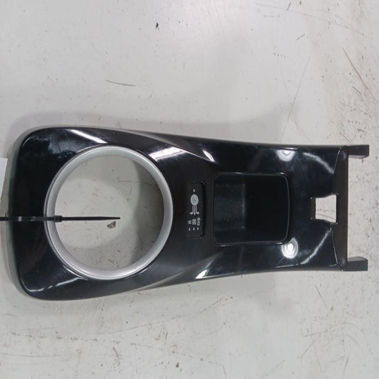 Nissan LEAF Shifter Bezel Trim Shift Console Surround Trim  2013 2014 2015 2016