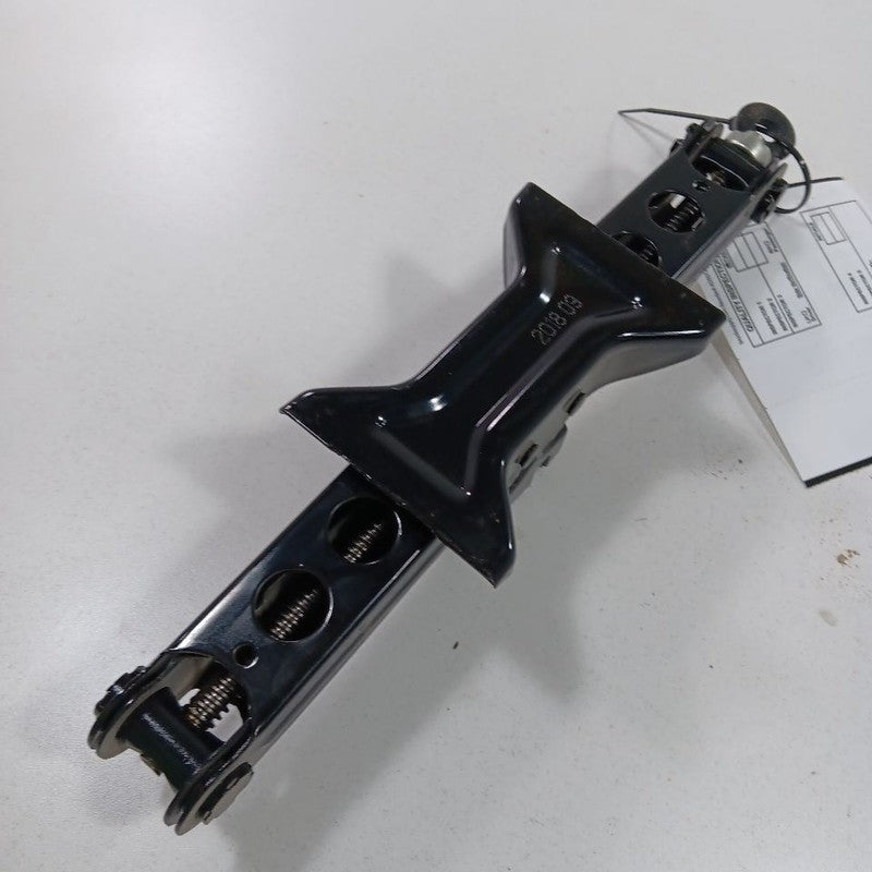 Toyota Yaris Spare Tire Changing Jack  2020 2019 2018 2017 2016