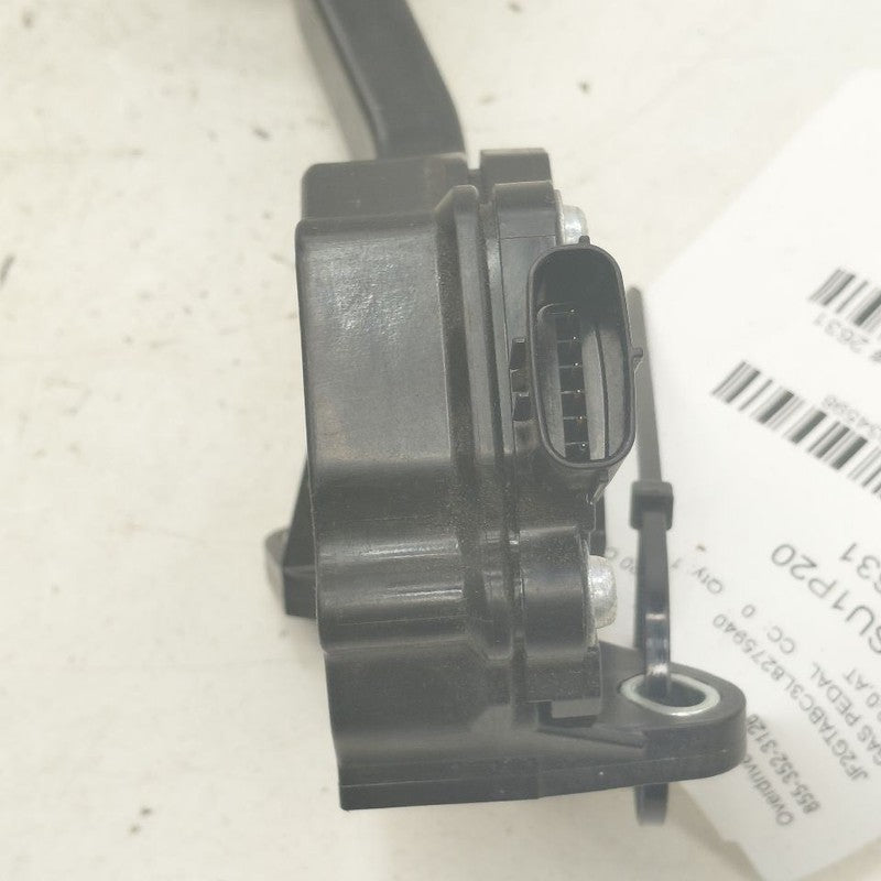 Subaru XV Crosstrek Gas Pedal 2022 2021 2020 2019