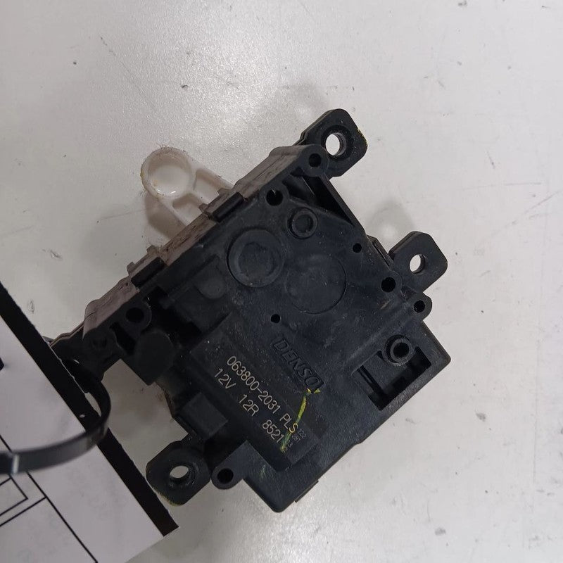 Toyota Prius C Flap Door Motor Heater AC Door Actuator 2017 2016 2015 2014 2013