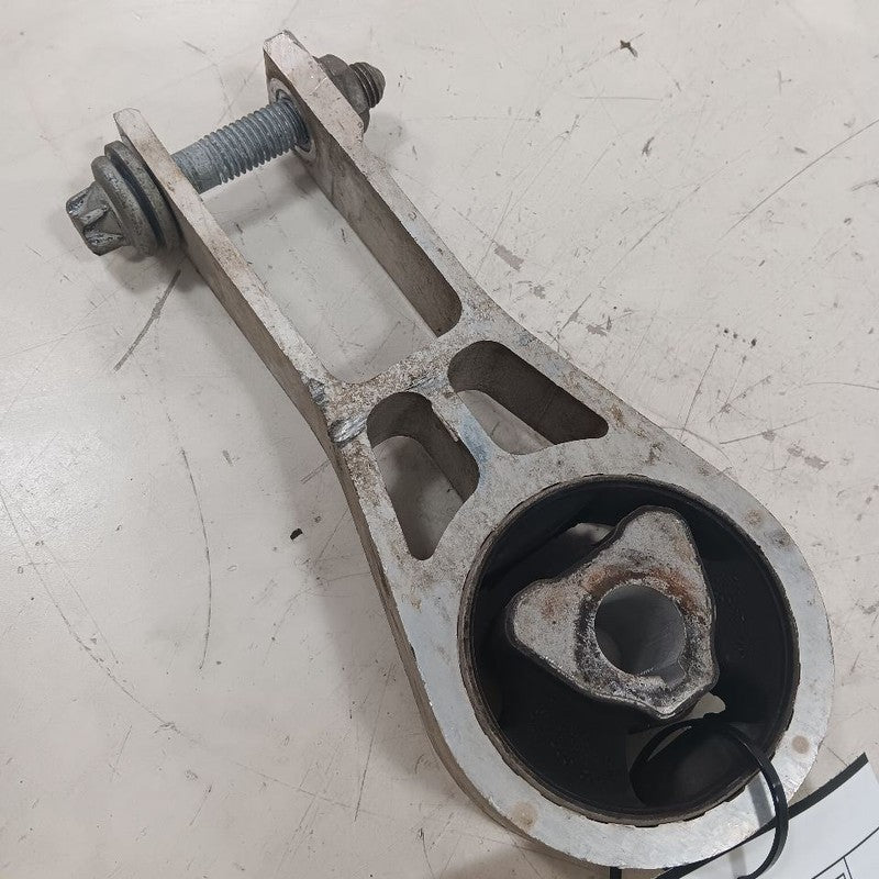 Jeep Renegade 2.4 Engine Motor Mount Rear Back 2023 2022 2021 2020