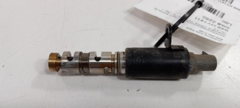 Hyundai Santa Fe Variable Timing Gear Oil Control Valve Solenoid Cylinder Head 2