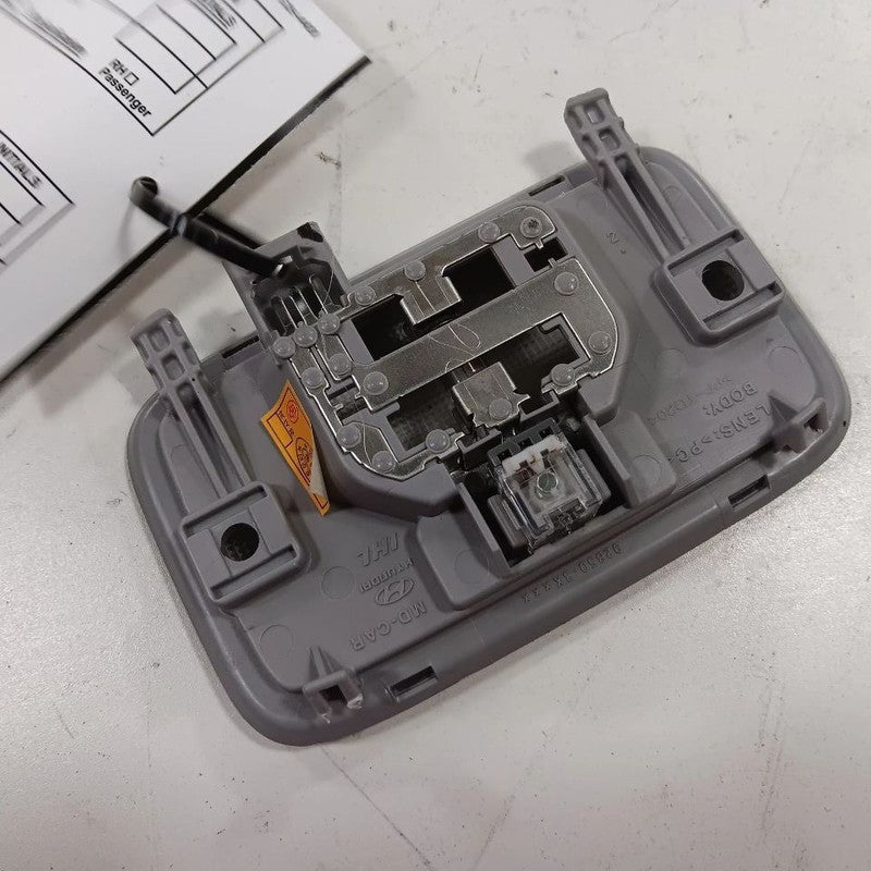 Hyundai Elantra Dome Light Roof Lamp  2017 2016 2015 2014 2013