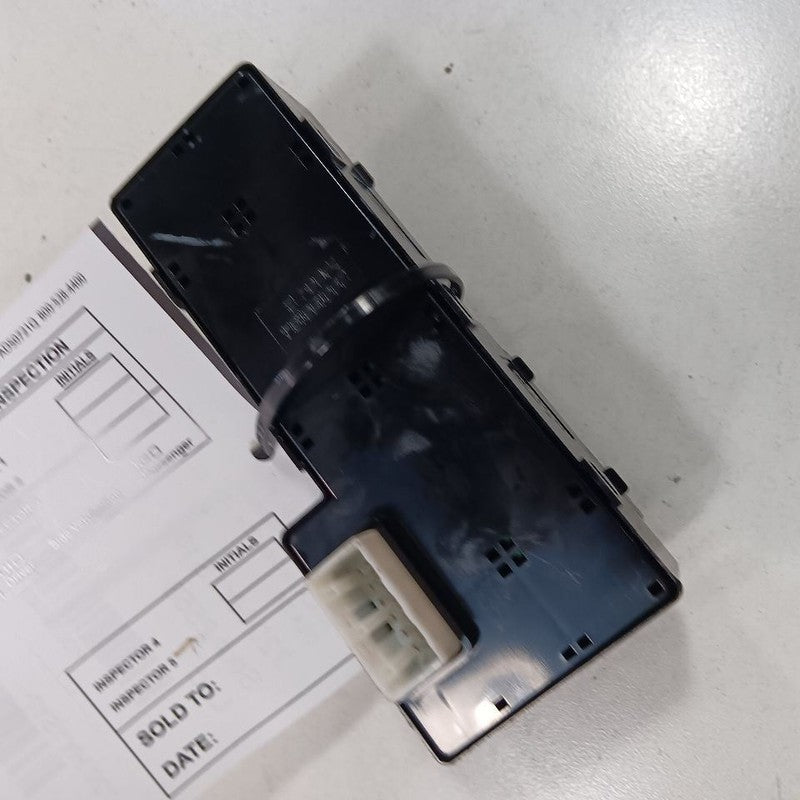 Hyundai Elantra Power Window Switch Right Passenger Front 2017 2018 2019 2020