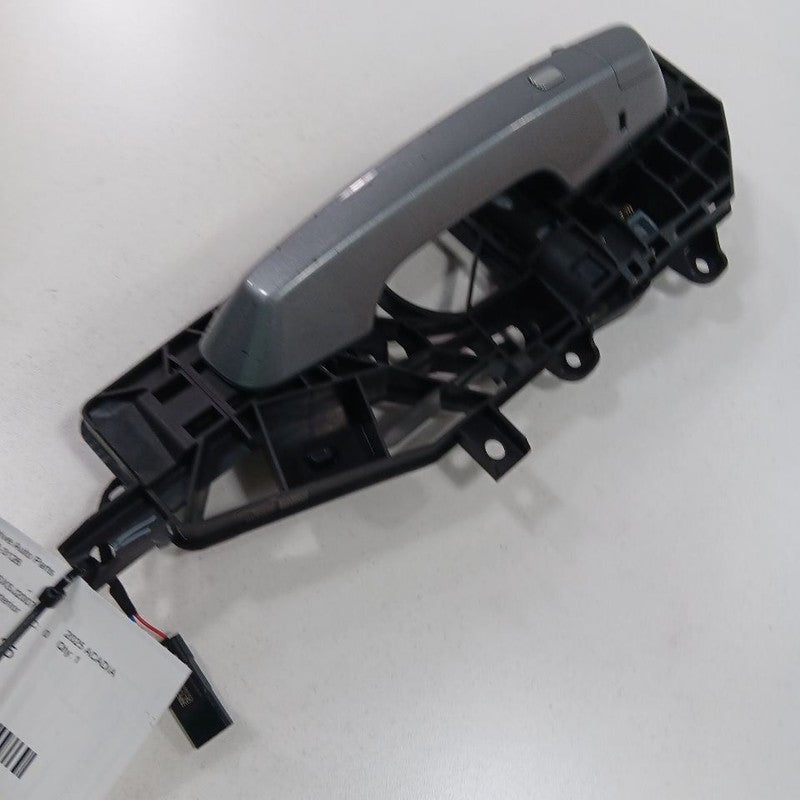 2025 GMC Acadia Driver Left Front Door Handle Exterior