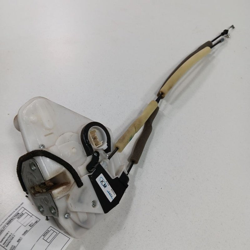 Toyota Yaris Door Latch Lock Left Driver Front  2020 2019 2018 2017 2016