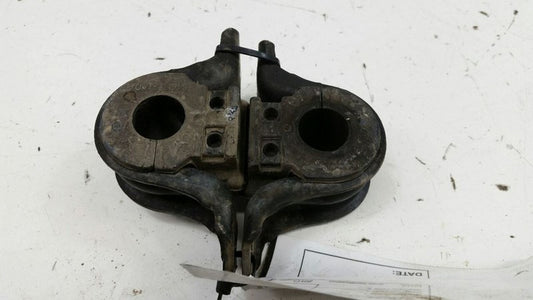 Nissan Altima Sway Bar Bushing Mounting Bracket 2013 2014 2015 2016 2017 OEM
