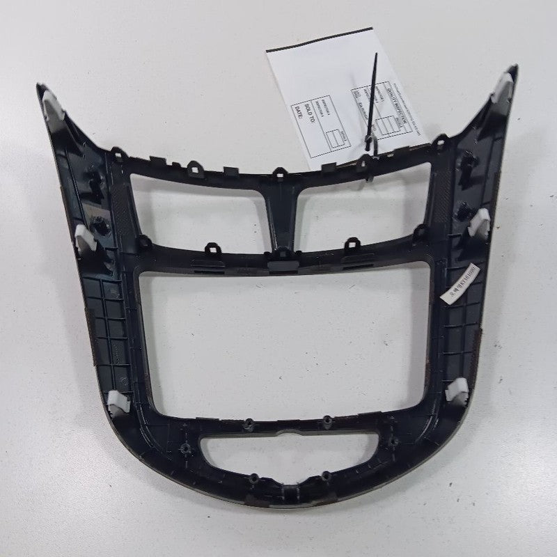 Hyundai Accent Radio Bezel Trim Dash Surround  2017 2016 2015 2014 2013 2012