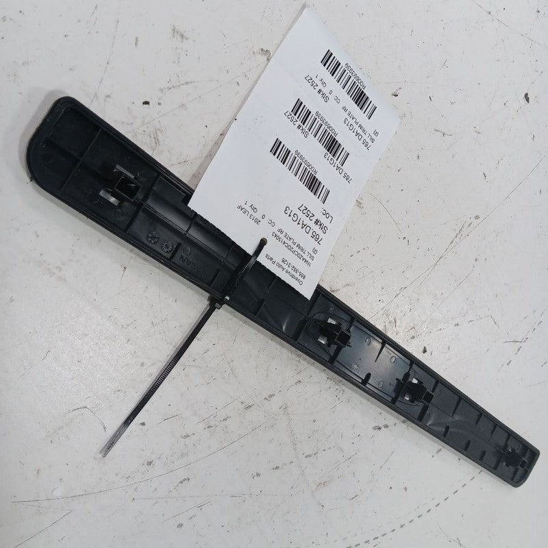 Nissan LEAF Sill Trim Plate Door Jam Threshold Right Passenger Front 2013 2014