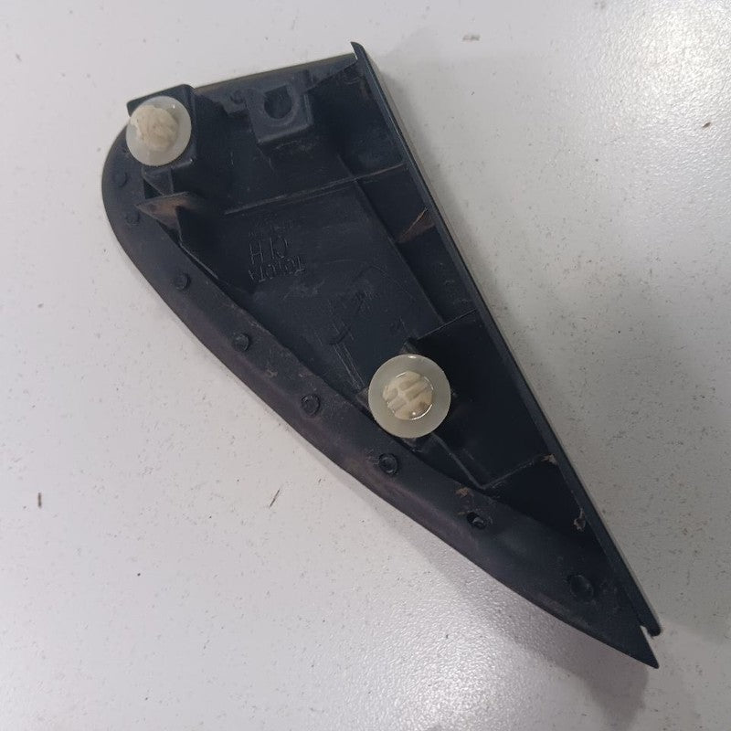 Toyota Corolla Driver Left Fender Trim {60118-02120} 2019 2018 2017