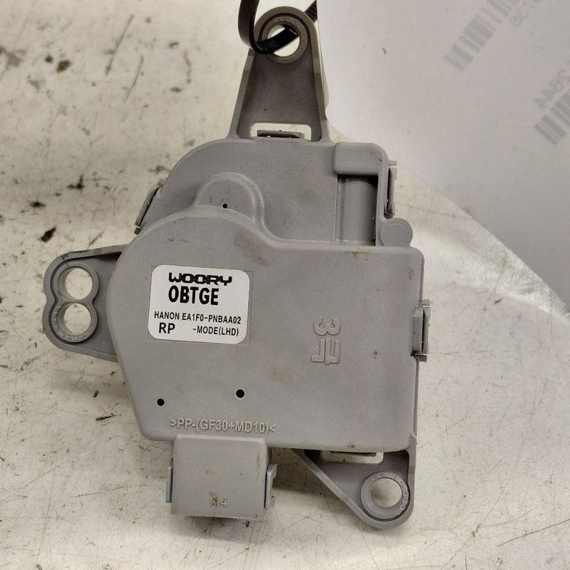 Hyundai Santa Fe Flap Door Motor Heater AC Door Actuator 2019 2020