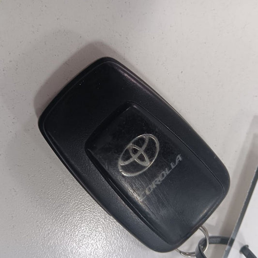 Fob Remote Smart Key Three Button Fits 19-22 Toyota Corolla