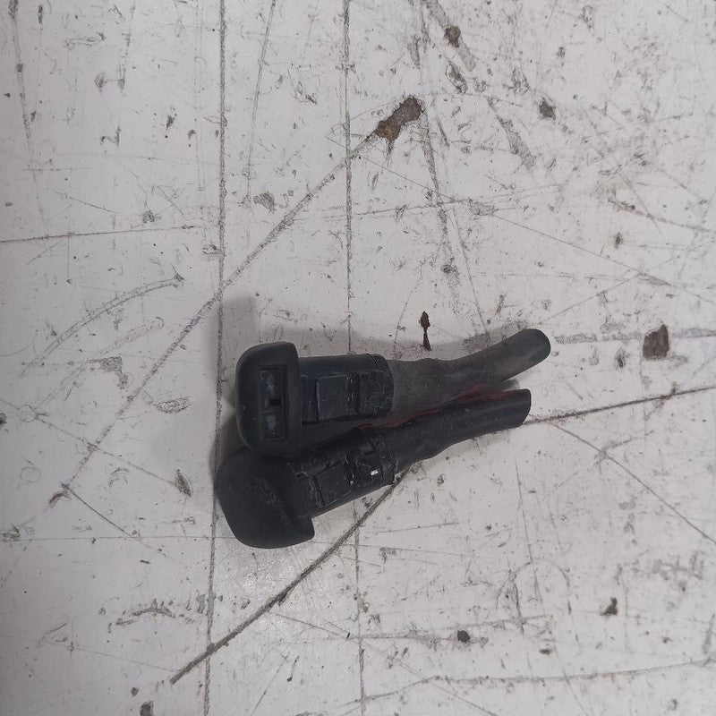 Hyundai Elantra Windshield Wiper Washer Fluid Hood Sprayer Nozzles  2017 2018 20