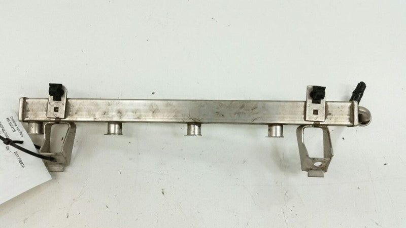 Fuel Rail Injection Injector Mount Bar 2017 FORD FIESTA 2015 2016 2018 2019