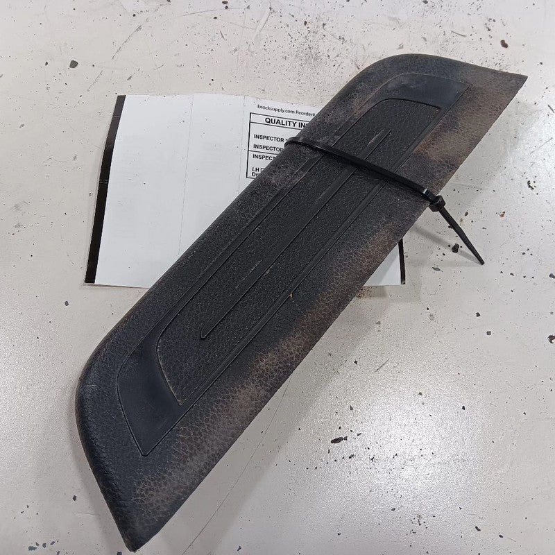 Hyundai Elantra Sill Trim Plate Door Jam Threshold Left Rear  2017 2016
