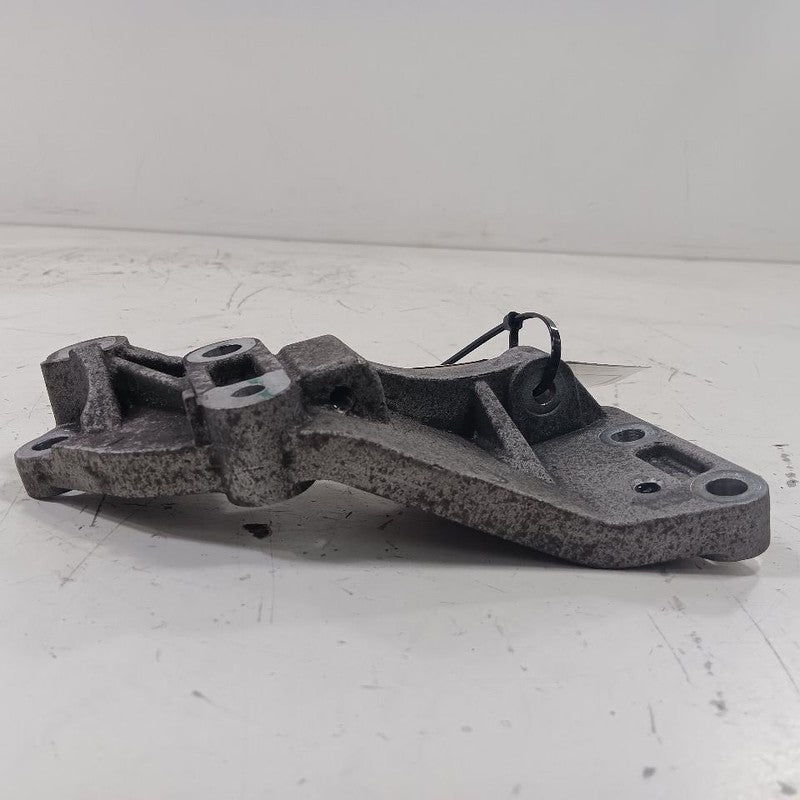 Jeep Compass 2.4 Alternator Bracket 2021 2020 2019 2018 2017