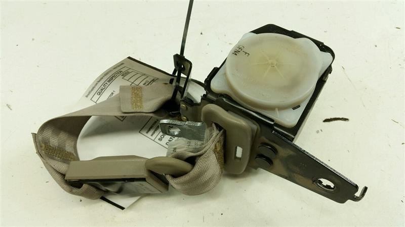 2001 Hyundai XG300 Seat Belt Strap Retractor Center Middle Rear Back 2002 2003