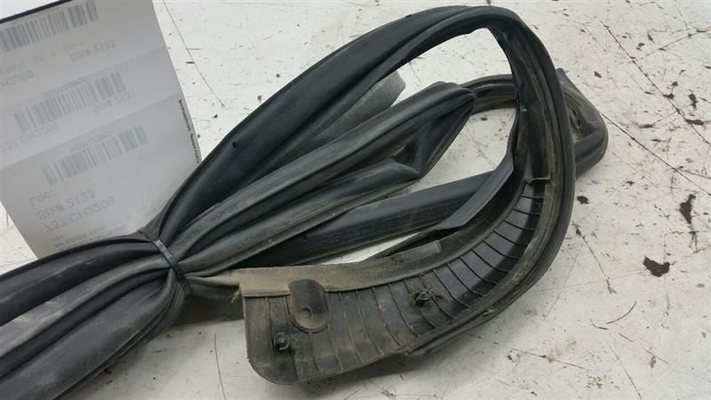 Dodge Journey On Door Seal Rubber Gasket Right Passenger Front 2009 2010 2011