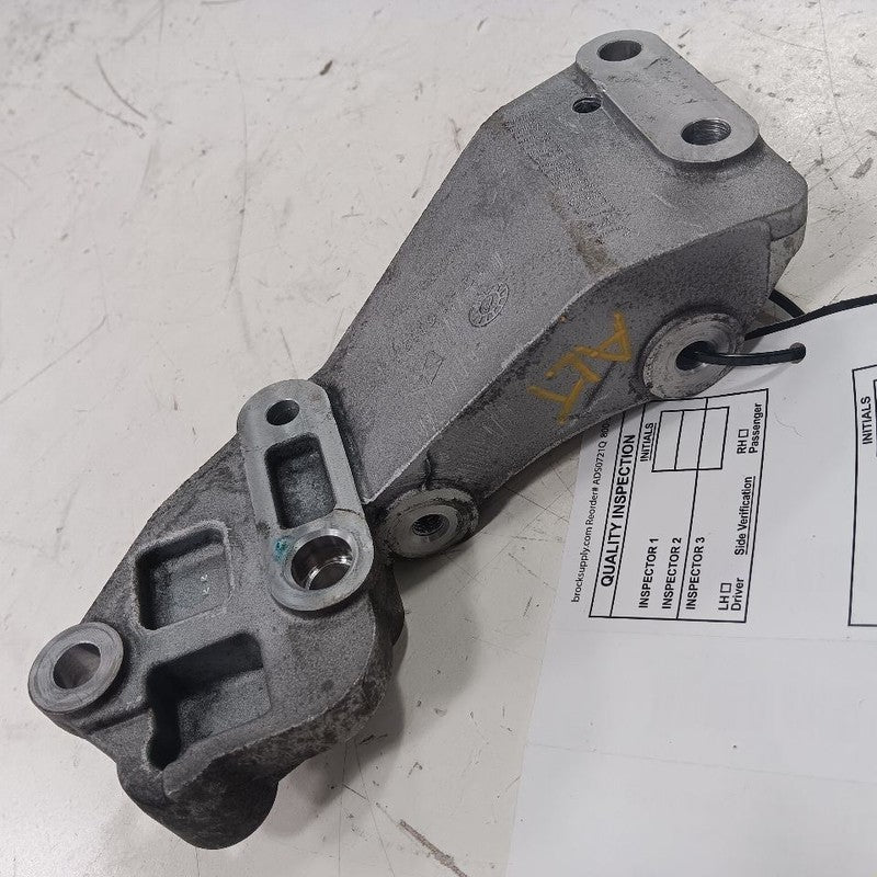 Jeep Compass 2.4 Alternator Bracket 2021 2020 2019 2018 2017