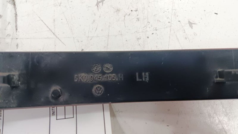 Volkswagen Golf Rear Marker Light Lamp 2010 2011 2012 2013 2014