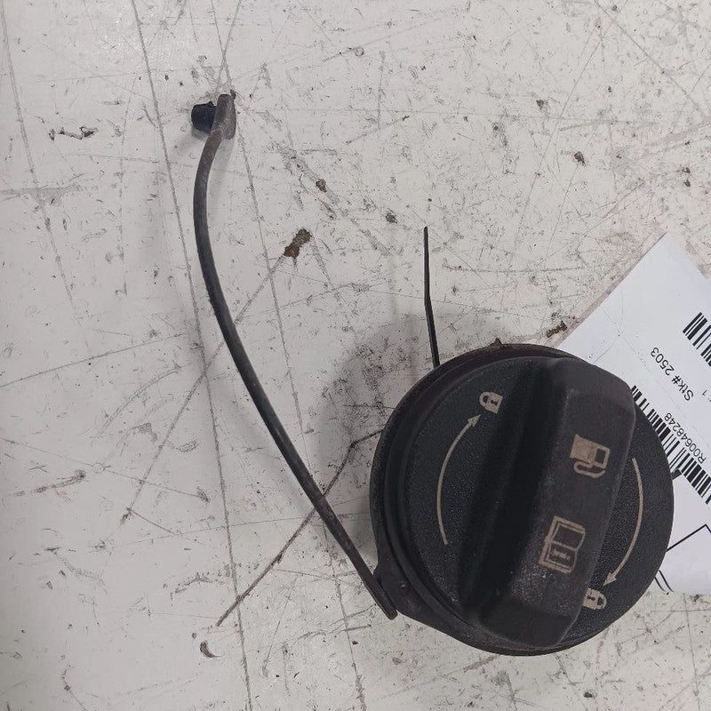 Hyundai Elantra Gas Tank Fuel Cap 2017 2018 2019 2020