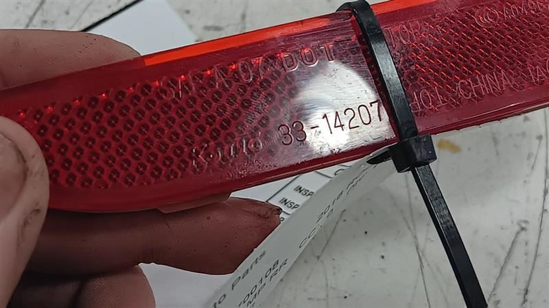 Nissan Rogue Rear Marker Light Lamp 2014 2015 2016 2017