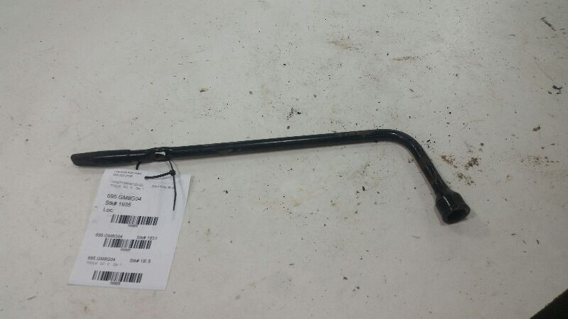 2004 CHEVY TRAILBLAZER Spare Tire Changing Tools 2005 2006 2007 2008