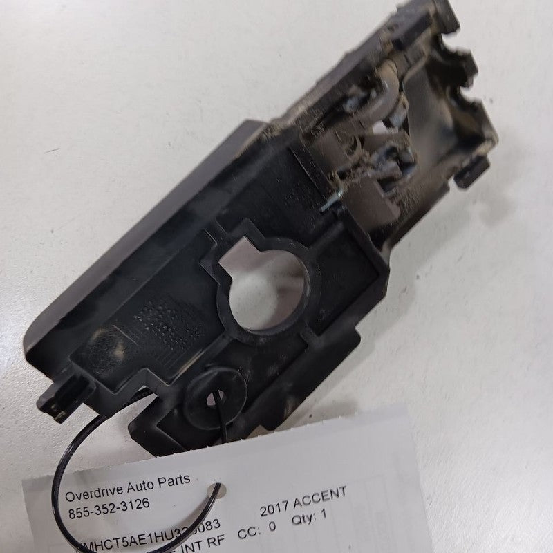 Hyundai Accent Door Handle Right Passenger Front Interior Inside  2017 2016 2015